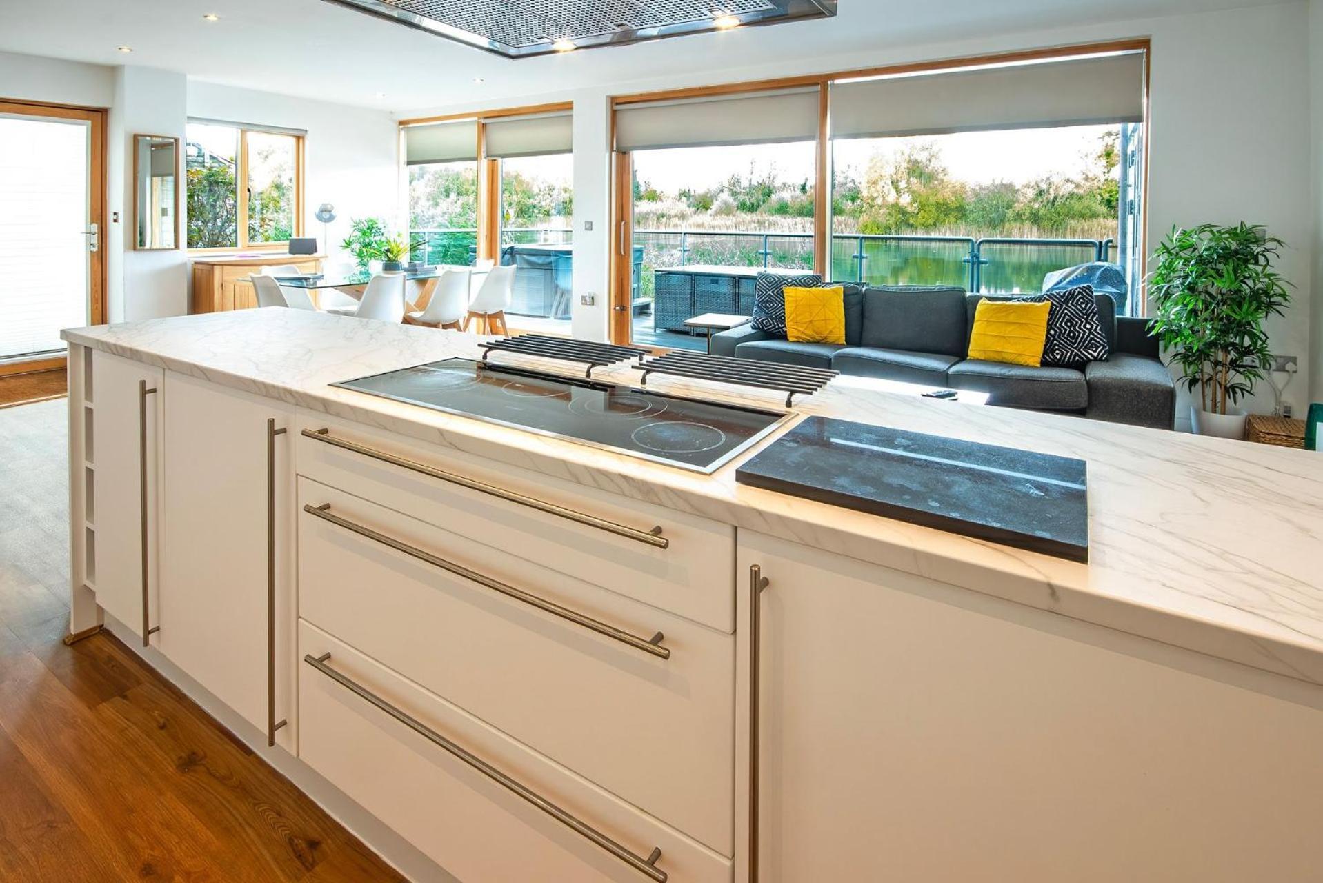 Waters Edge 04, Waterside Lodge P South Cerney Dış mekan fotoğraf